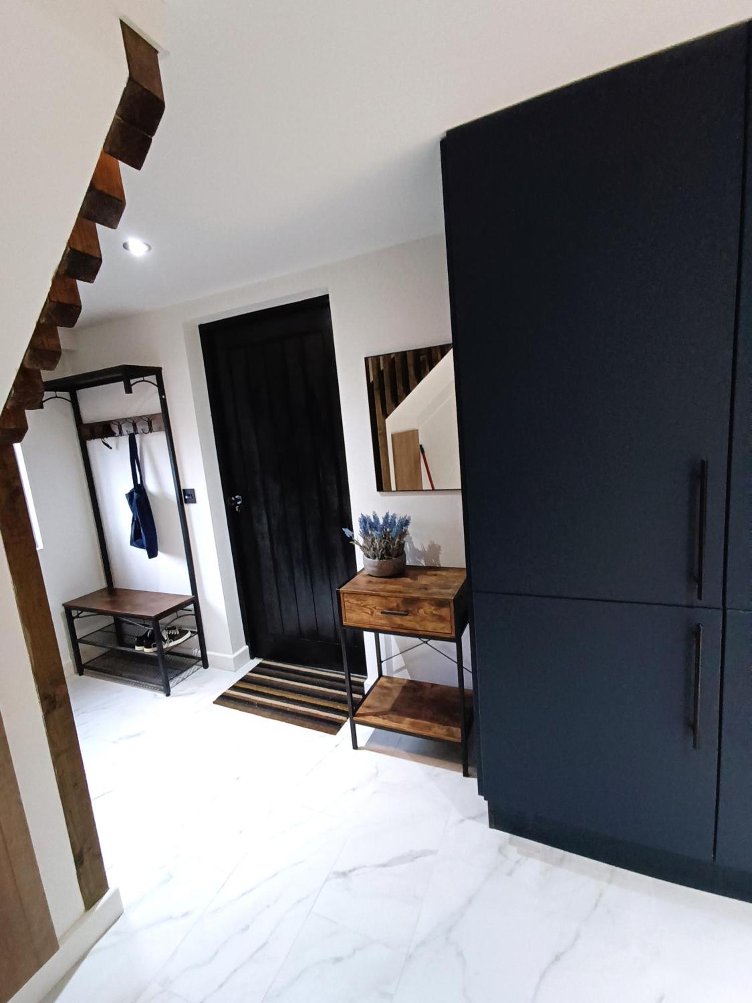 בישופס סטורטפורד Stansted Airport Cottage מראה חיצוני תמונה